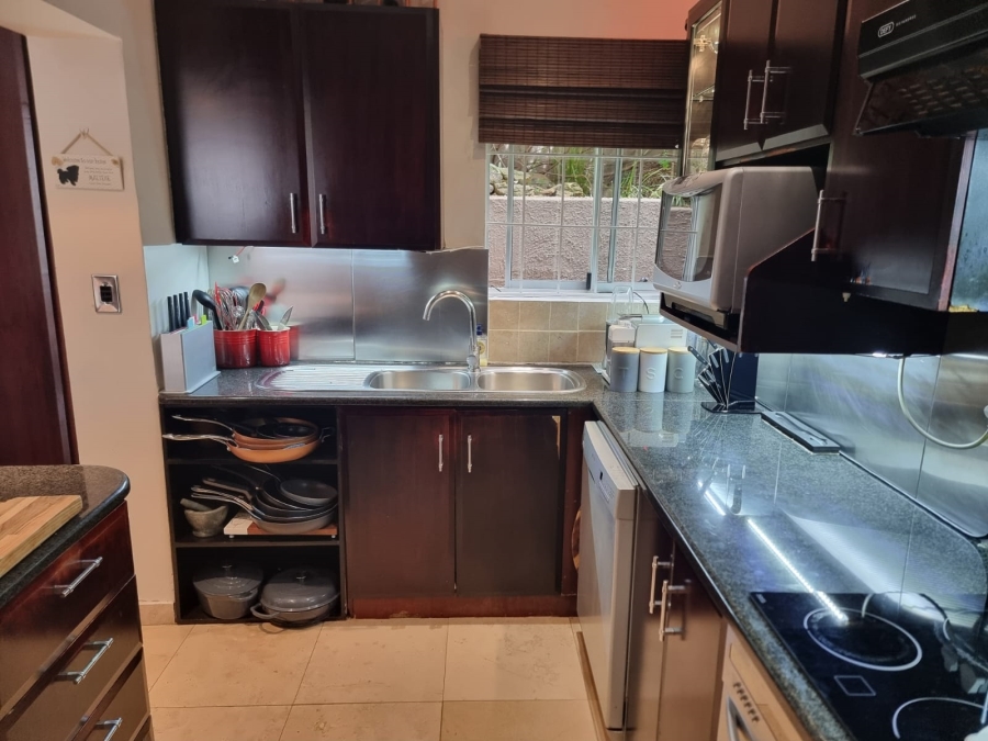 2 Bedroom Property for Sale in Green Point Western Cape